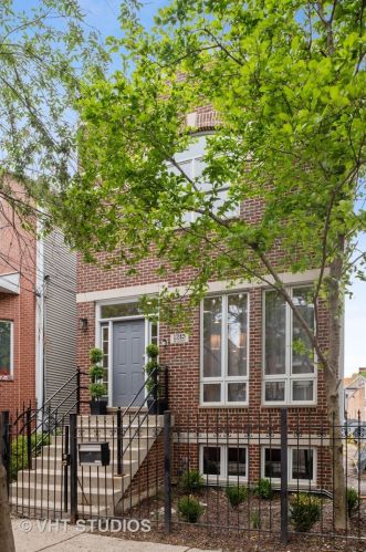 1245 Marion Ct, Chicago, IL 60622-3122