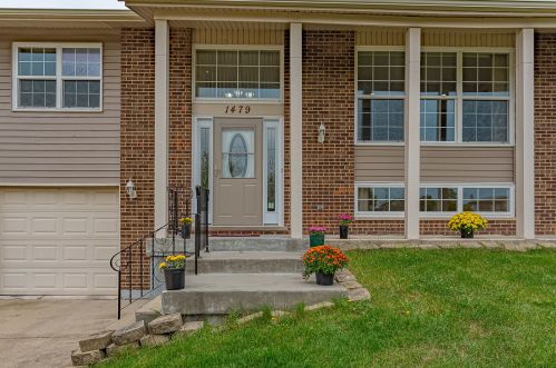 1479 Armstrong Ln, Elk Grove Vlg, IL 60007-3105