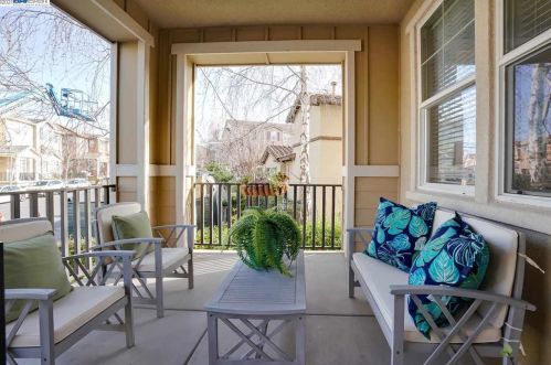 6117 Yardley Ln, San Ramon, CA 94582-3049