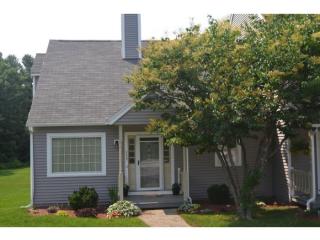 159 Winterwood Dr, Londonderry, NH 03053-3363