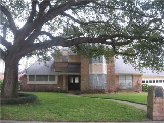 158 Chateau Latour Dr, Kenner, LA 70065-2023