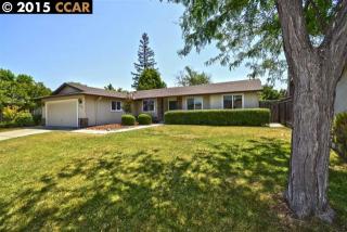 2126 La Orinda Pl, Concord, CA 94518-3020