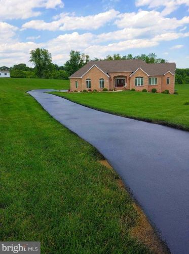 2827 Grier Nursery Rd, Forest Hill MD  21050-1522 exterior