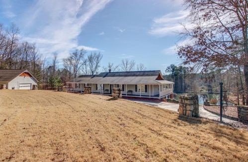 2560 Scheaffer Rd, Conyers GA  30012-2608 exterior