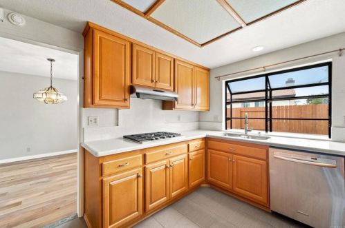 1075 Paseo La Cresta, Chula Vista CA  91910-6731 exterior