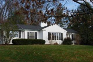 2333 Woodwick Rd, Lancaster, PA 17601-3239