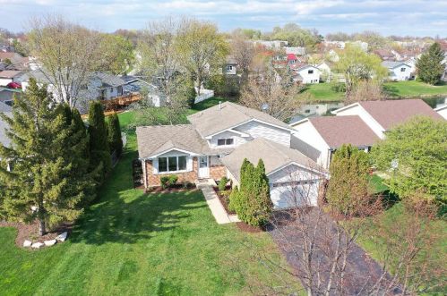 1118 Olde Virginia Rd, Palatine, IL 60074-8773