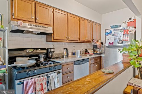 716 10th St, Philadelphia PA 19148-5006 exterior