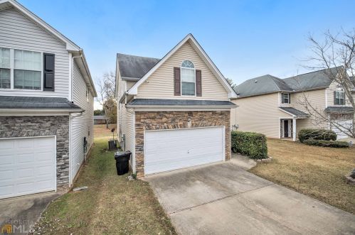 11157 Aliyah Dr, Hampton, GA 30228-4049