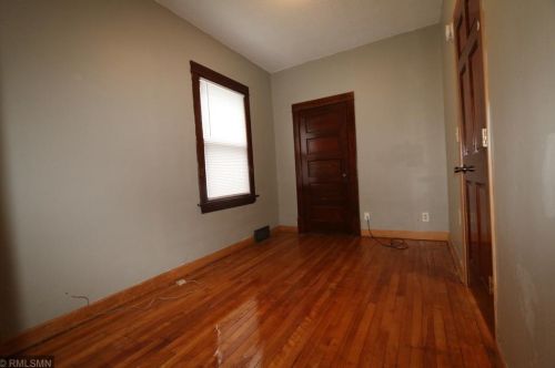 360 Burgess St, Saint Paul MN  55117-5209 exterior