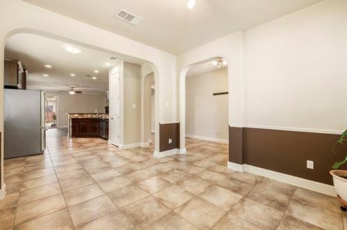 201 Desert Primrose Dr, Austin TX  78748-4031 exterior