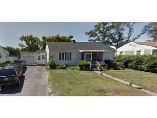 51 Alan St, Tiverton, RI 02878-1602