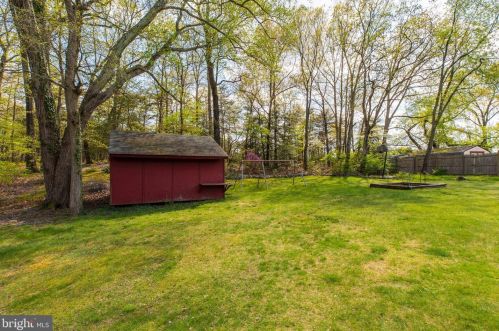 7321 Lamar Dr, Springfield VA  exterior