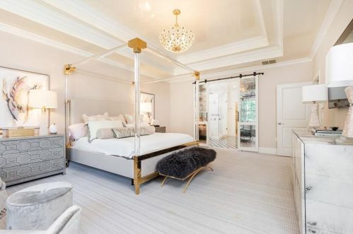 6470 Long Is Dr, Atlanta GA  30328-3043 exterior