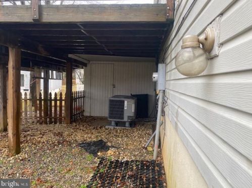 1409 Silo Way, Silver Spring MD 20905-6069 exterior