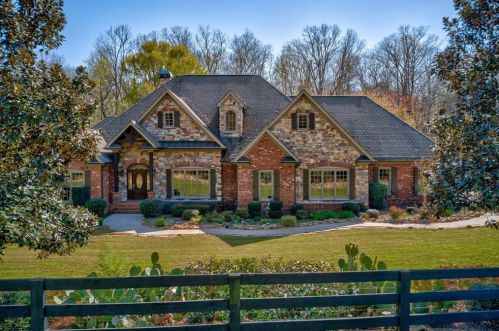 444 Goodson Rd, Dawsonville, GA 30534-6574