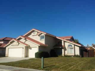 5221 Moonraker Rd, Palmdale, CA 93552-3899
