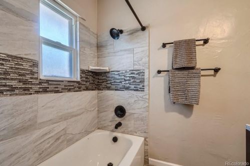 3920 Lincoln St, Englewood CO 80113-4645 exterior