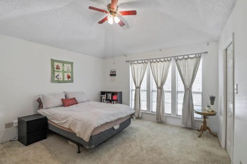 2312 Kenley St, Fort Worth TX  76107-4938 exterior