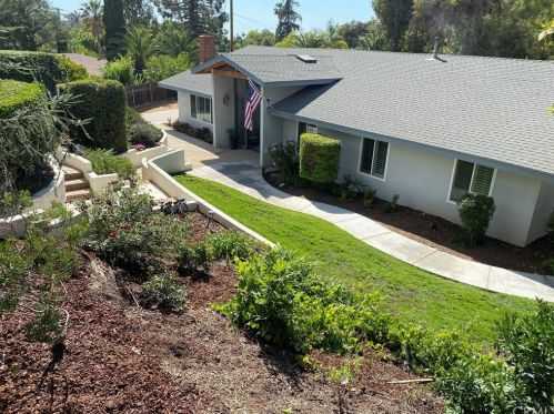 213 Eucalyptus Dr, Redlands, CA 92373-7122