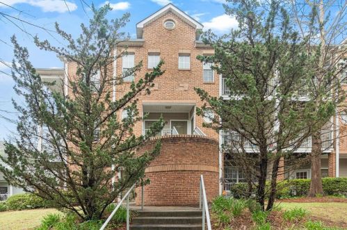 245 Amal Dr, Atlanta GA  30315-4817 exterior