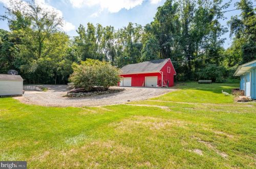 365 Big Oak Dr, Shepherdstown WV 25443-4598 exterior