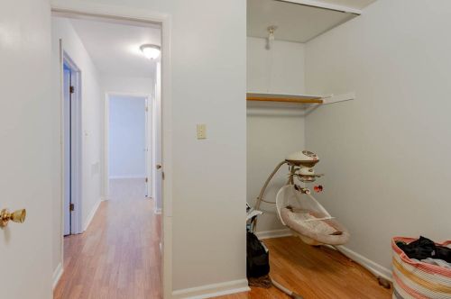 305 Lyons Dr, Lemont IL  60440-1852 exterior