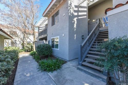 302 Lemon Grv, Irvine, CA 92618-4527