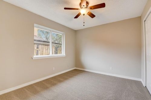 2109 Via Del Norte, Carrollton TX 75006-4521 exterior