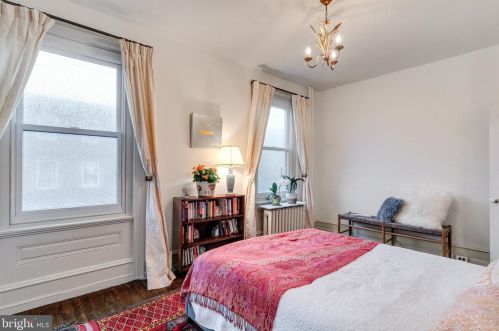 1307 Ellsworth St, Philadelphia PA  19147-4415 exterior