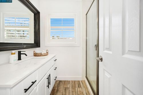 4163 Pickwick Dr, Concord CA  94521-2735 exterior