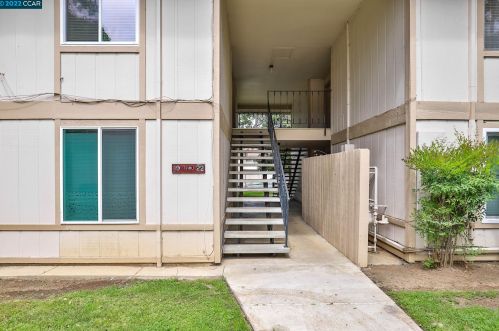 4260 Clayton Rd, Concord, CA 94521-2744