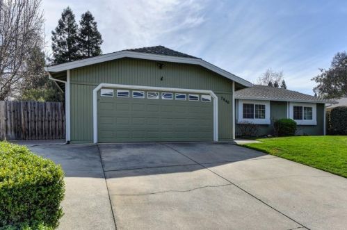 7940 Glen Stone Ave, Citrus Heights, CA 95610-0520