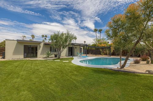 1381 Gem Cir, Palm Springs, CA 92262-2308