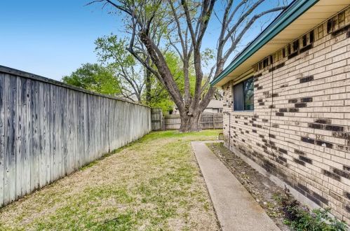 2310 Denmark Dr, Garland TX 75040-4304 exterior