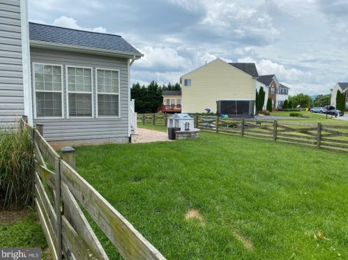 34 Winchester Ct, Harpers Ferry WV  25425-3626 exterior