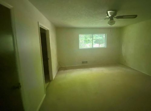 2563 Lake Capri Dr, Conyers GA  30012-2932 exterior