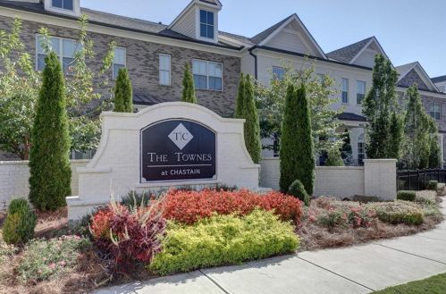 255 Franklin Rd, Atlanta GA  30342-2602 exterior