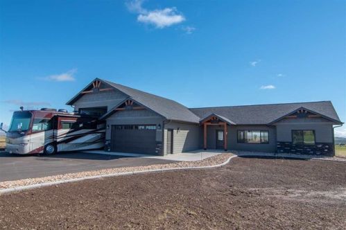 19228 Chuck Wagon Cir, Fruitdale, SD 57717-7204