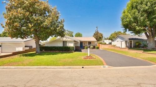 651 Pennsylvania Ave, Glendora, CA 91740-4324
