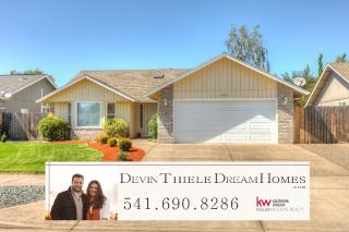 1629 Husker Butte Ln, Medford, OR 97504-7219