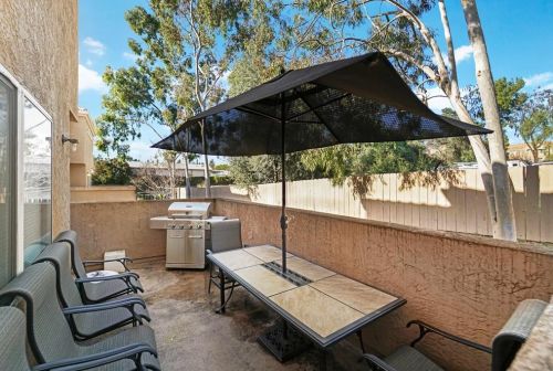 13804 Pinkard Way, El Cajon, CA 92021-1967