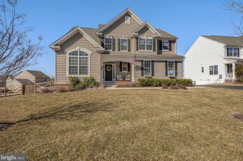 13503 Eagles Rest Dr, Leesburg, VA 20176-5035