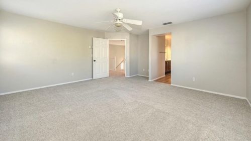 11407 Gold Station Dr, Rancho Cordova CA  95670-6209 exterior