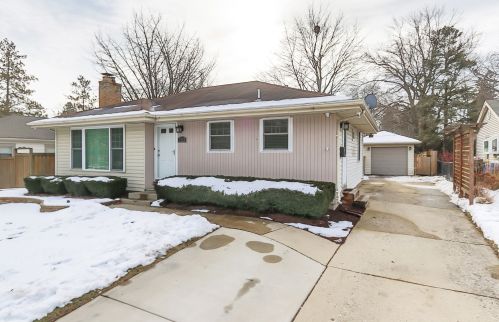 733 Greenview Ave, Des Plaines, IL 60016-3164