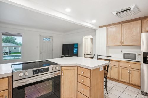 4434 Pearl St, Englewood, CO 80113-5831