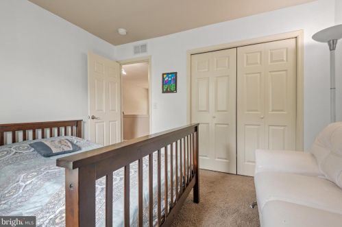7 Copperwood Ln, Ephrata PA  17522-9186 exterior