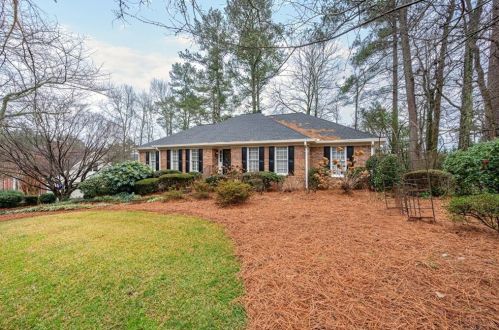 3288 Robinson Oaks Way, Marietta, GA 30062-4443
