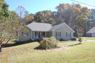 330 Fox Meadow Dr, Porterdale, GA 30016-4359