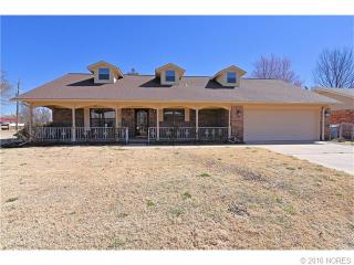 309 Roosevelt Ave, Wagoner, OK 74467-4808